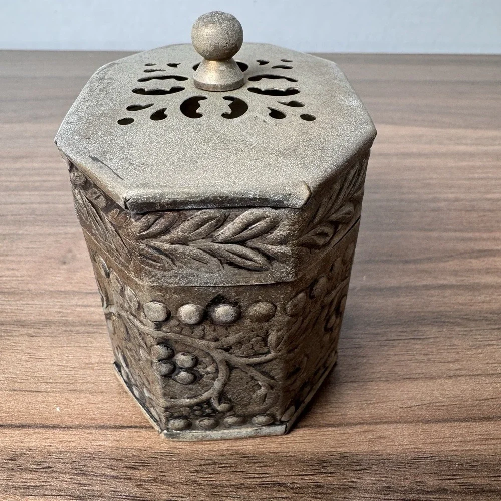 N/A vintage stamped